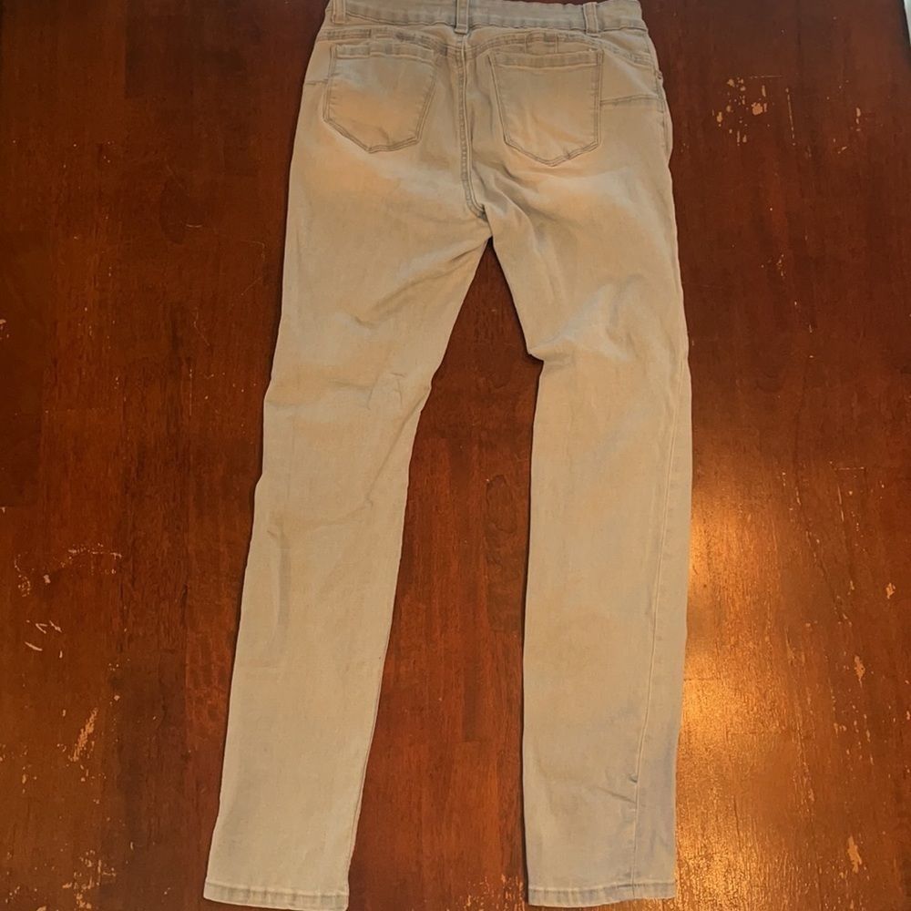 Light Washed Ripped Skinny Jeans - Picture 4 of 6